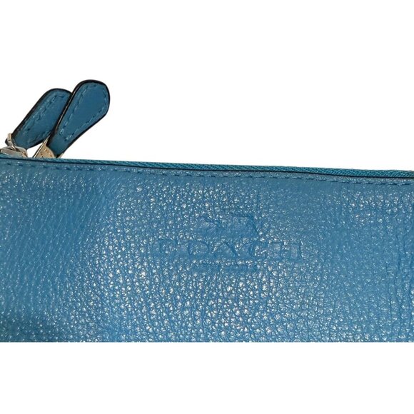 Coach Women's Turquoise Pebbled Leather Double Zip Wristlet Bag - Picture 4 of 6